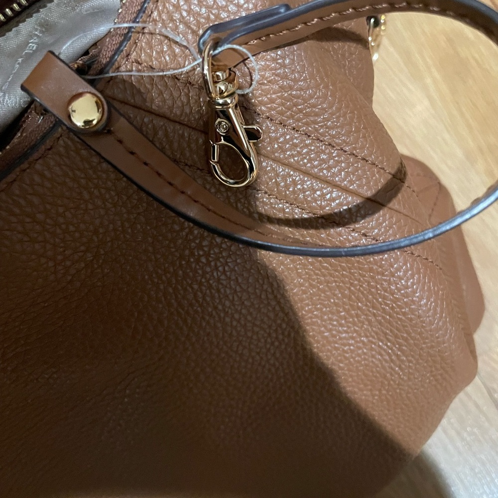 Michael Kors Large Pebbled Bag Never Used - Picture 8 of 13